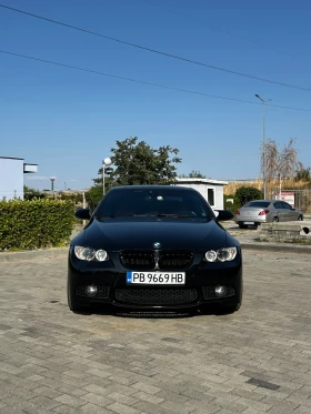 BMW 330, снимка 1
