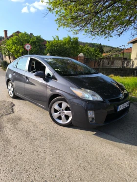 Обява за продажба на Toyota Prius Всичко обслужено декември месец, много добро състо ~9 999 лв. - изображение 2