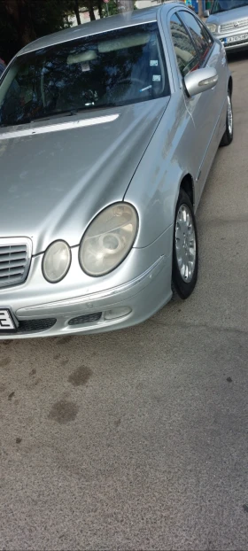 Mercedes-Benz E 220 Avangard - 1790 € / 3500.94 лв. - 10102649 2