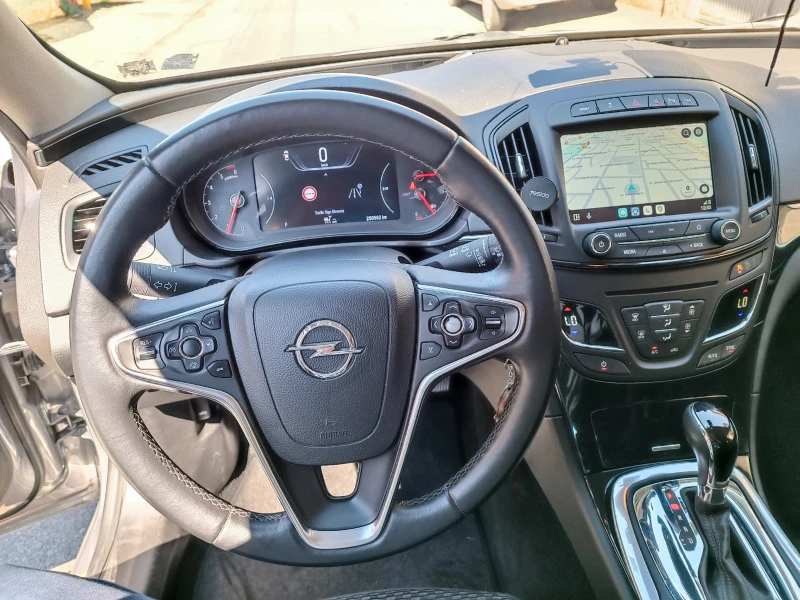 Opel Insignia 4x4 country tourer, снимка 11 - Автомобили и джипове - 46710967