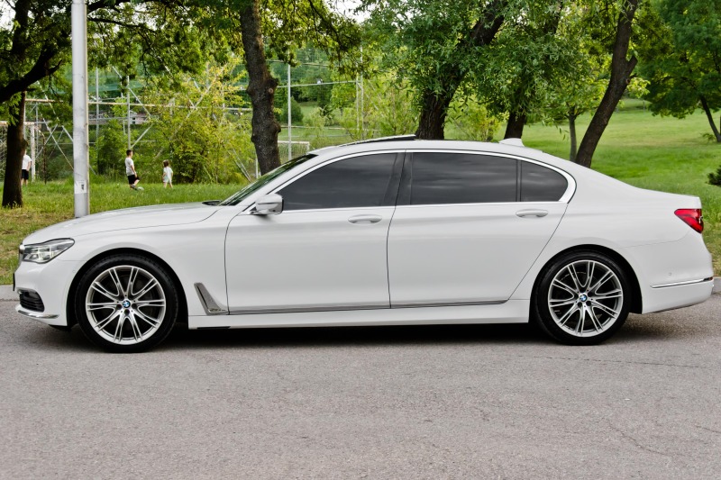 BMW 750 Long X-Drive Individual, снимка 4 - Автомобили и джипове - 46058405