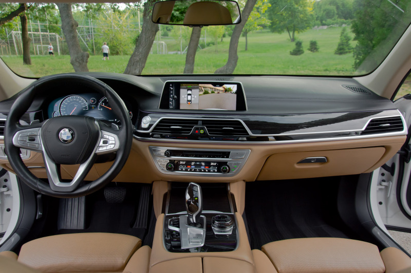 BMW 750 Long X-Drive Individual, снимка 10 - Автомобили и джипове - 46058405