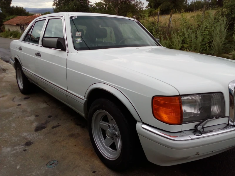 Mercedes-Benz 126 SE 560, снимка 4 - Автомобили и джипове - 47389631