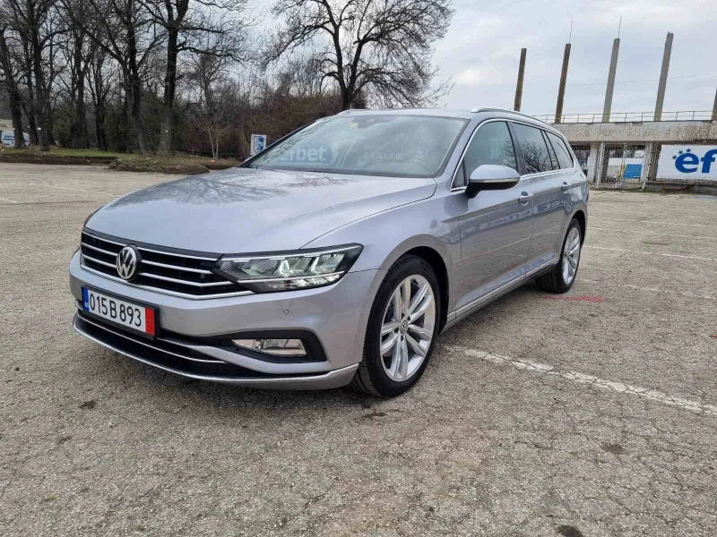 VW Passat 2.0TDI Elegance Face 190кс Digital Distr LED Кожа , снимка 2 - Автомобили и джипове - 48726619