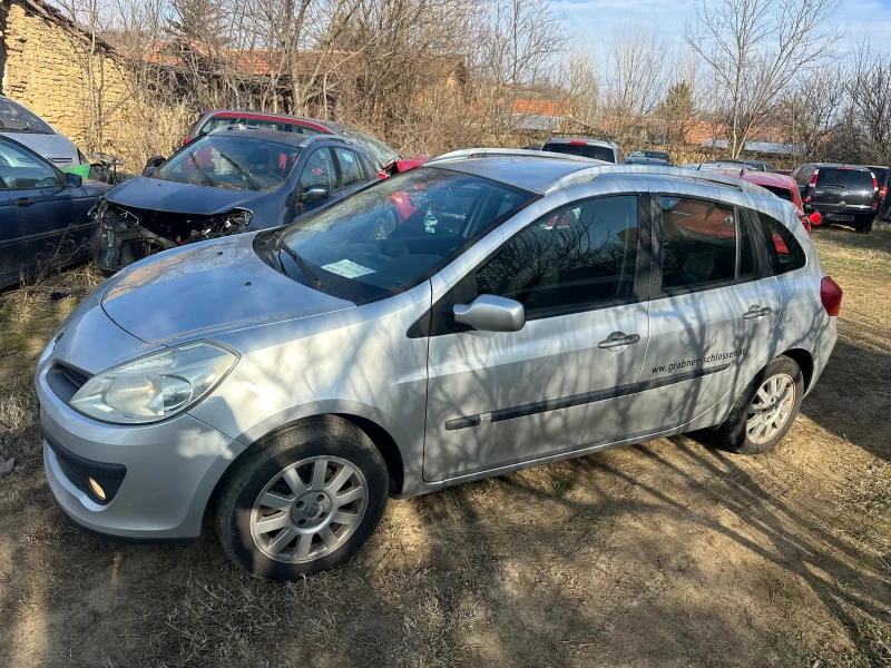 Renault Clio 1.5 DCi  90kc НА ЧАСТИ , снимка 8 - Автомобили и джипове - 49054711