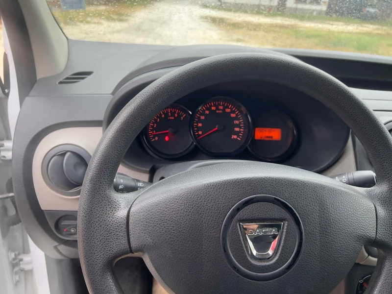 Dacia Dokker 1, 6 безин и газ, снимка 10 - Автомобили и джипове - 52598778