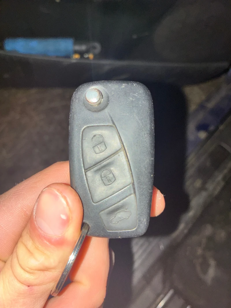 Fiat Punto Grande, снимка 11 - Автомобили и джипове - 53470149