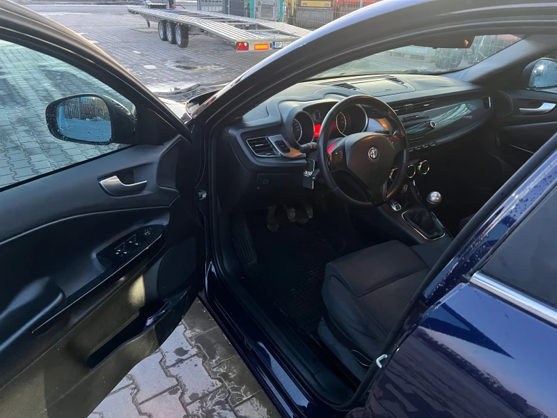 Alfa Romeo Giulietta 1.4 Turbo LPG, снимка 7 - Автомобили и джипове - 53527916