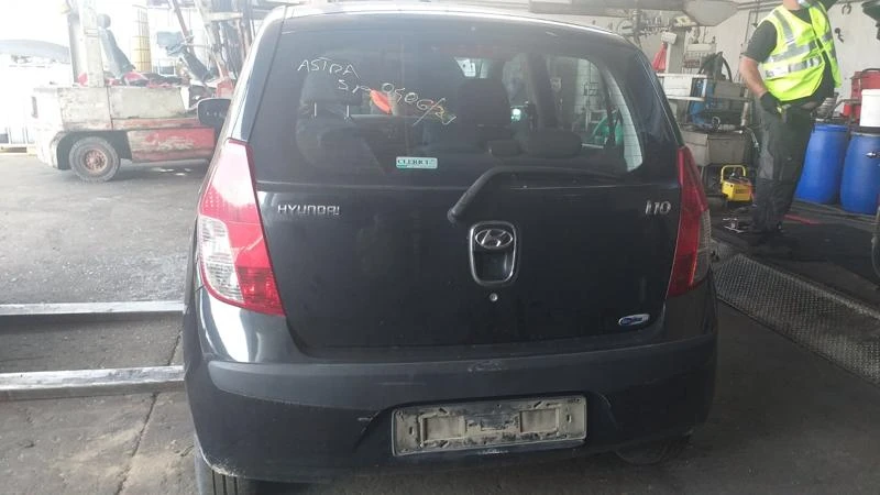 Hyundai I10, снимка 2 - Автомобили и джипове - 33787438