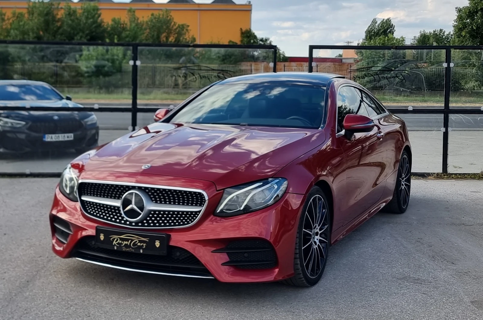 Mercedes-Benz E 220 * Pano * BURMASTER * Distronic * Camera* KeyLess G, снимка 1