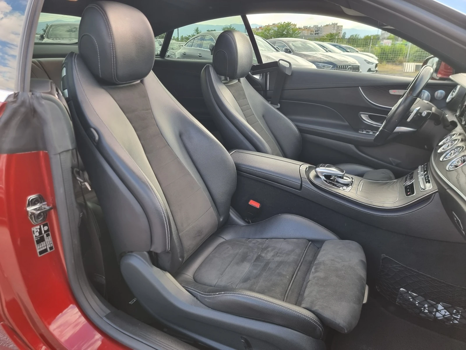 Mercedes-Benz E 220 * Pano * BURMASTER * Distronic * Camera* KeyLess G | Mobile.bg   12