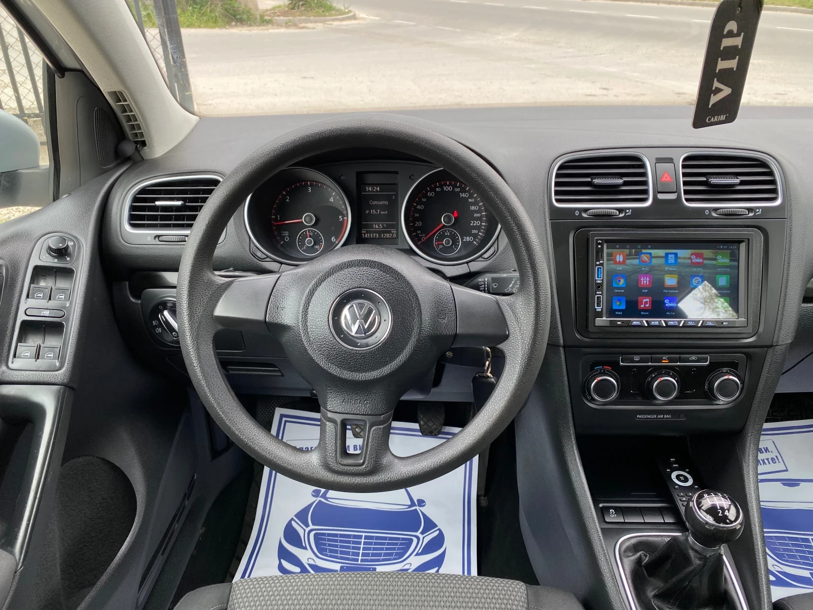 VW Golf 1.6 TDI * NAVI* 105к.с. - изображение 9