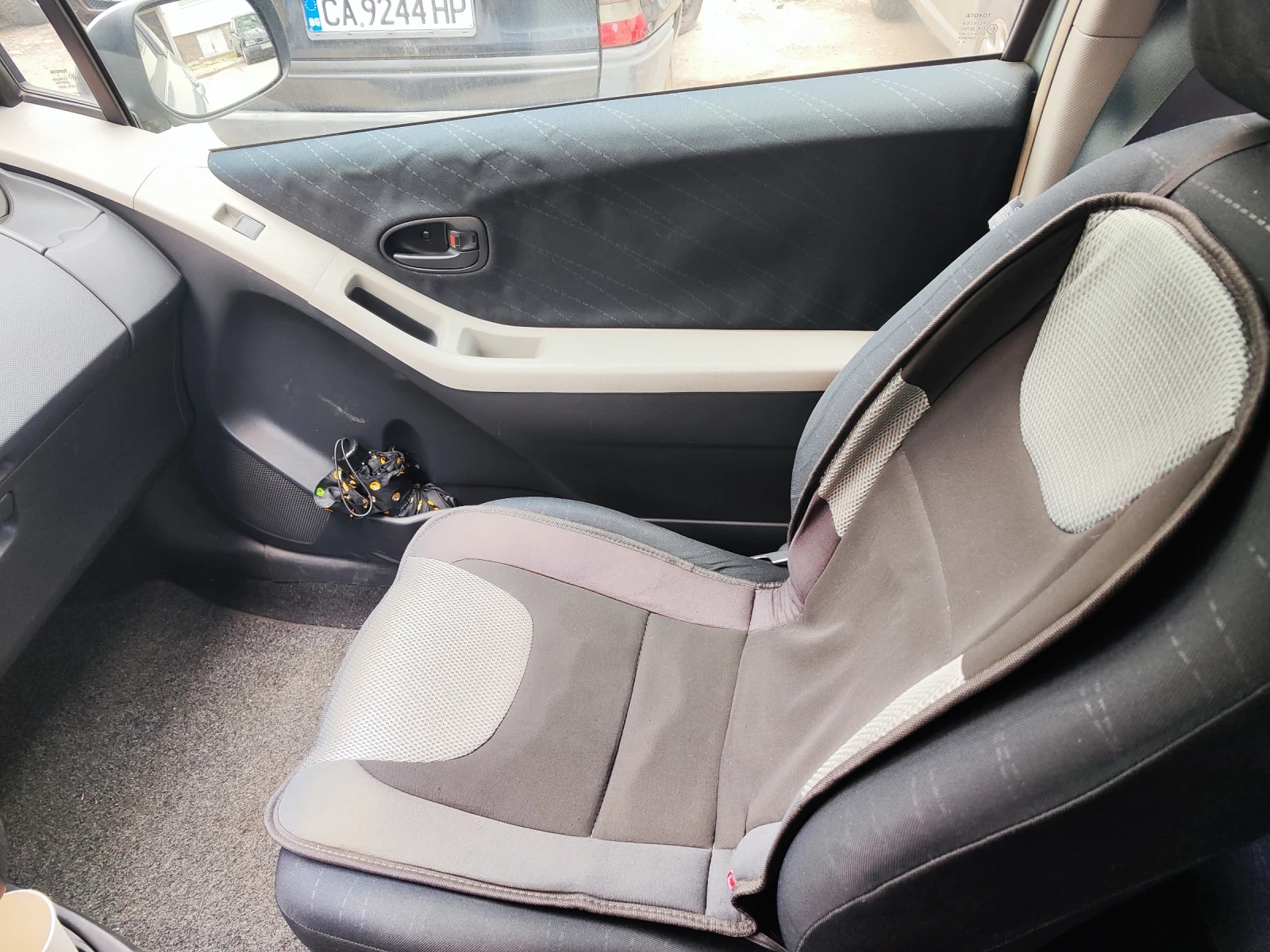 Toyota Yaris 1.3 VVTI Газ/бензин - изображение 8