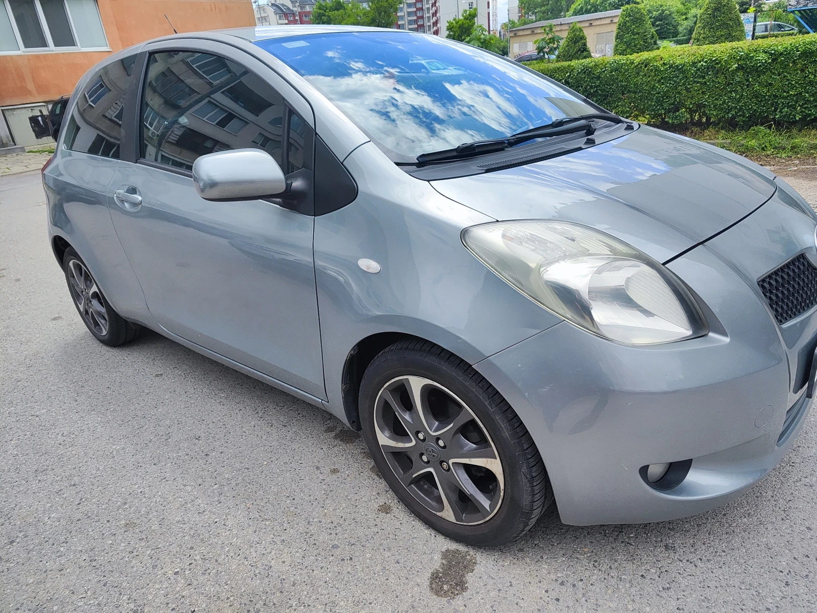 Toyota Yaris 1.3 VVTI Газ/бензин - изображение 5