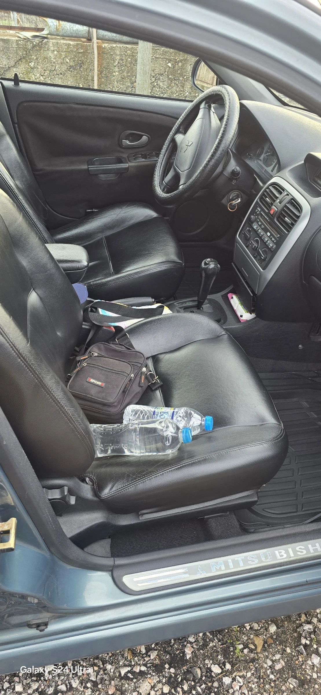 Mitsubishi Carisma 1.8i automatic  - изображение 6