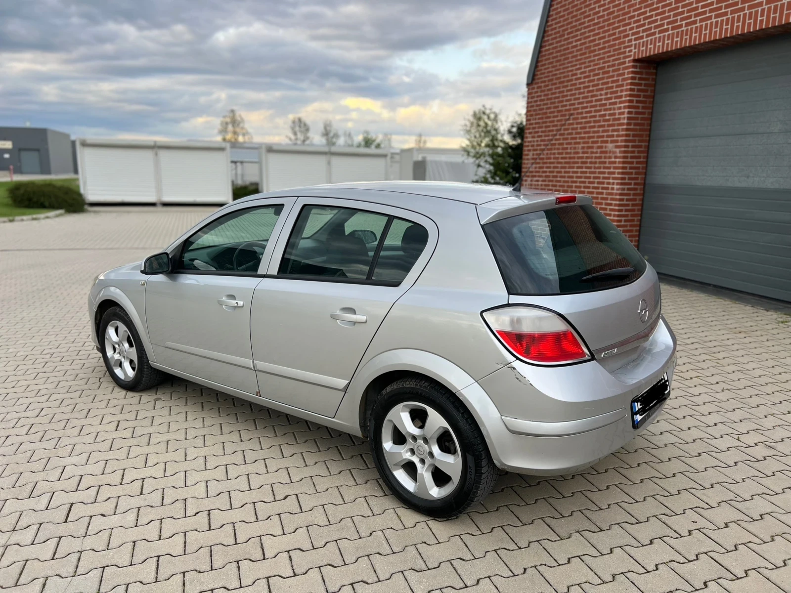 Opel Astra 1.8 125hp | Mobile.bg — изображение 2