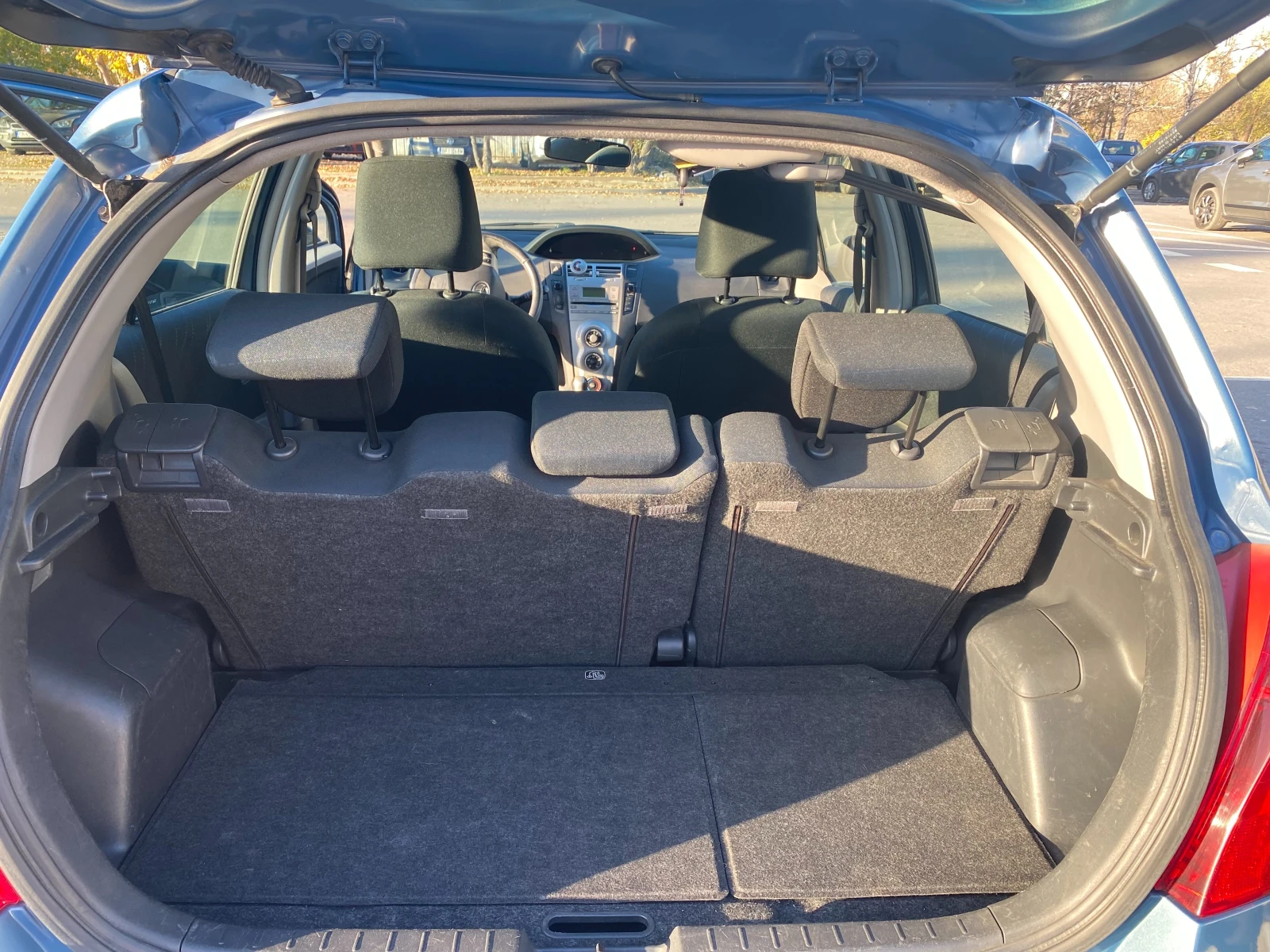 Toyota Yaris 1.4D - изображение 7