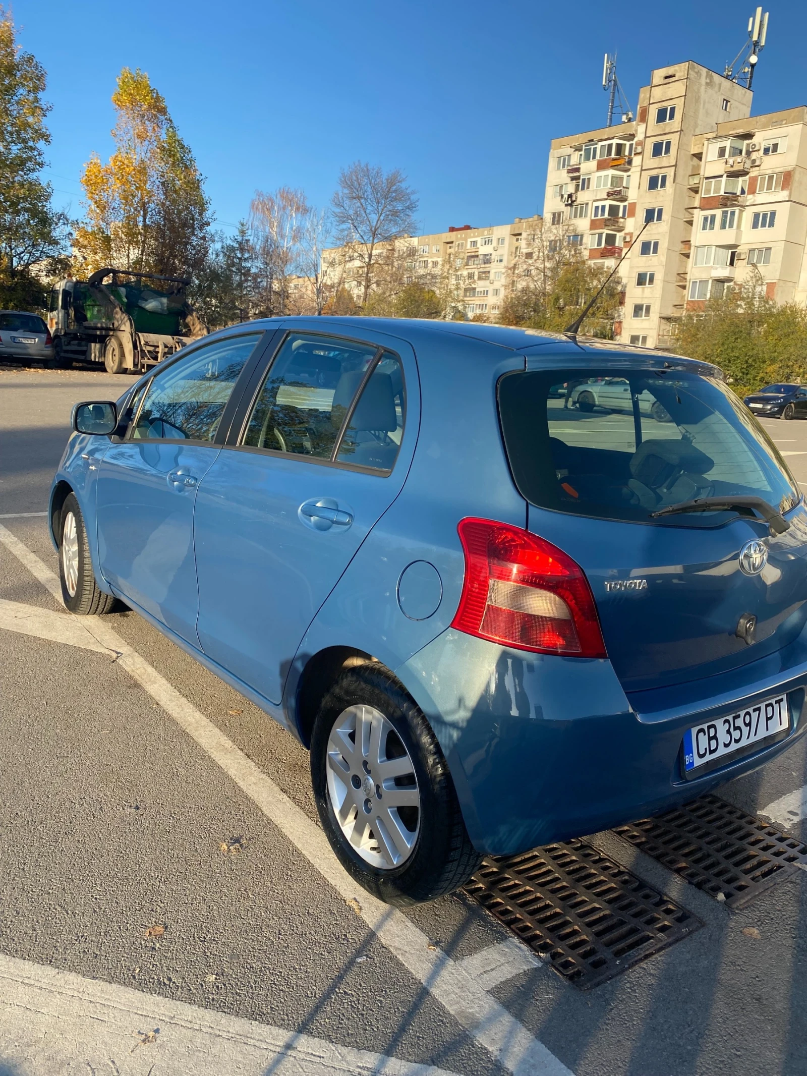 Toyota Yaris 1.4D - изображение 4