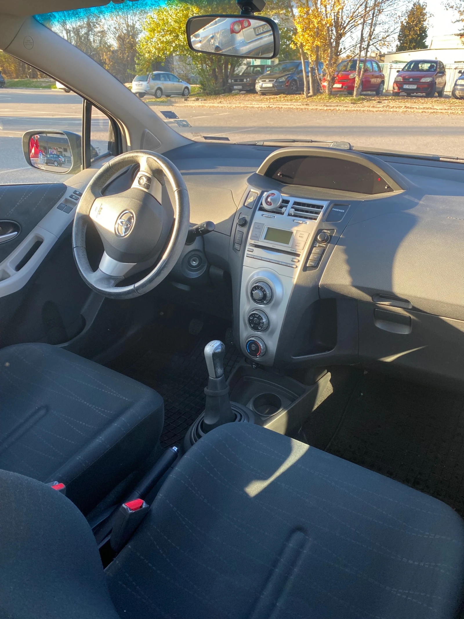 Toyota Yaris 1.4D - изображение 6