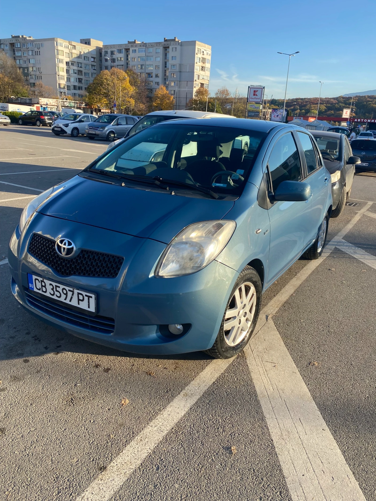 Toyota Yaris 1.4D - изображение 2