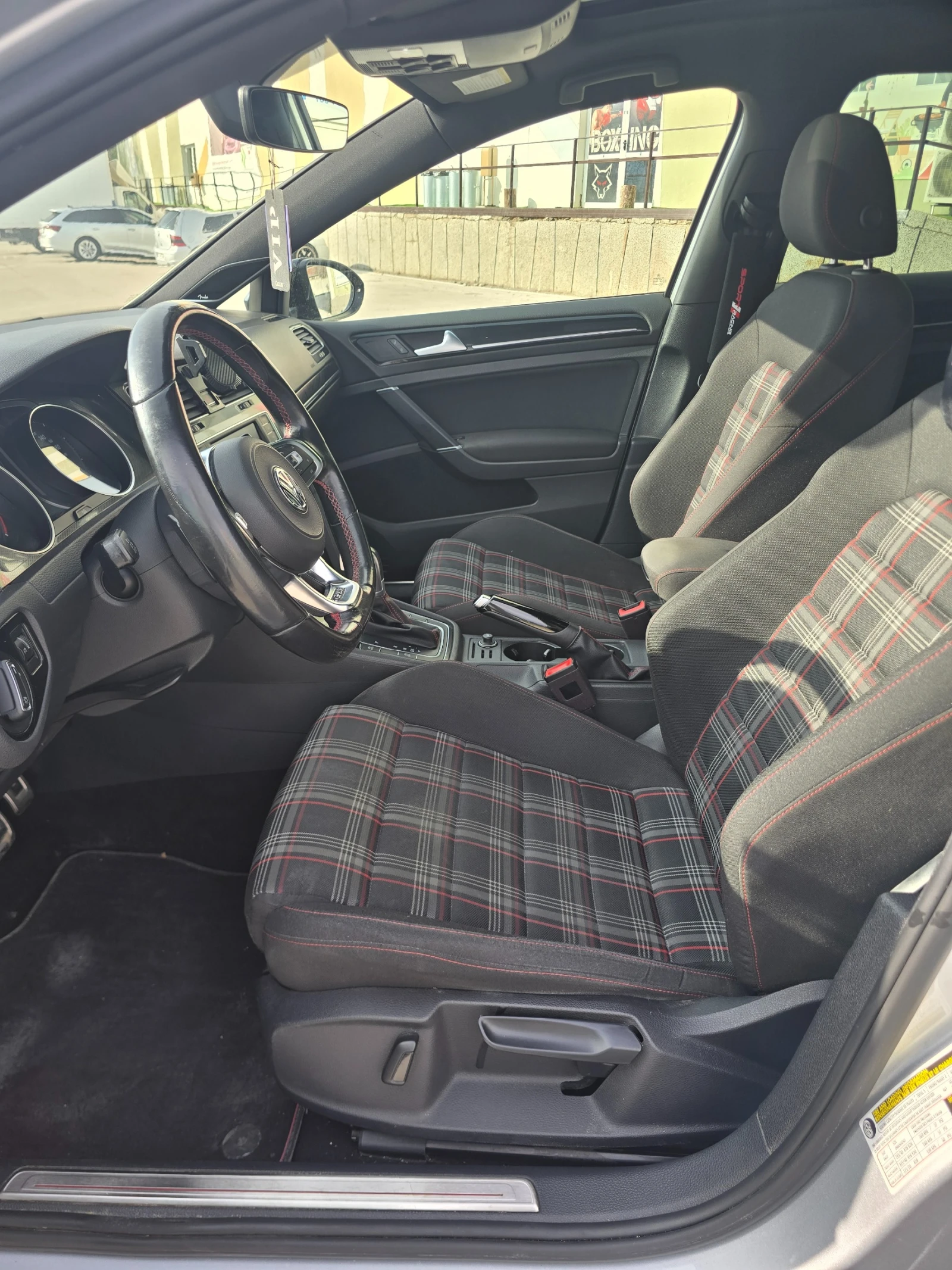 VW Golf VII GTI, снимка 9 - Автомобили и джипове - 53878268