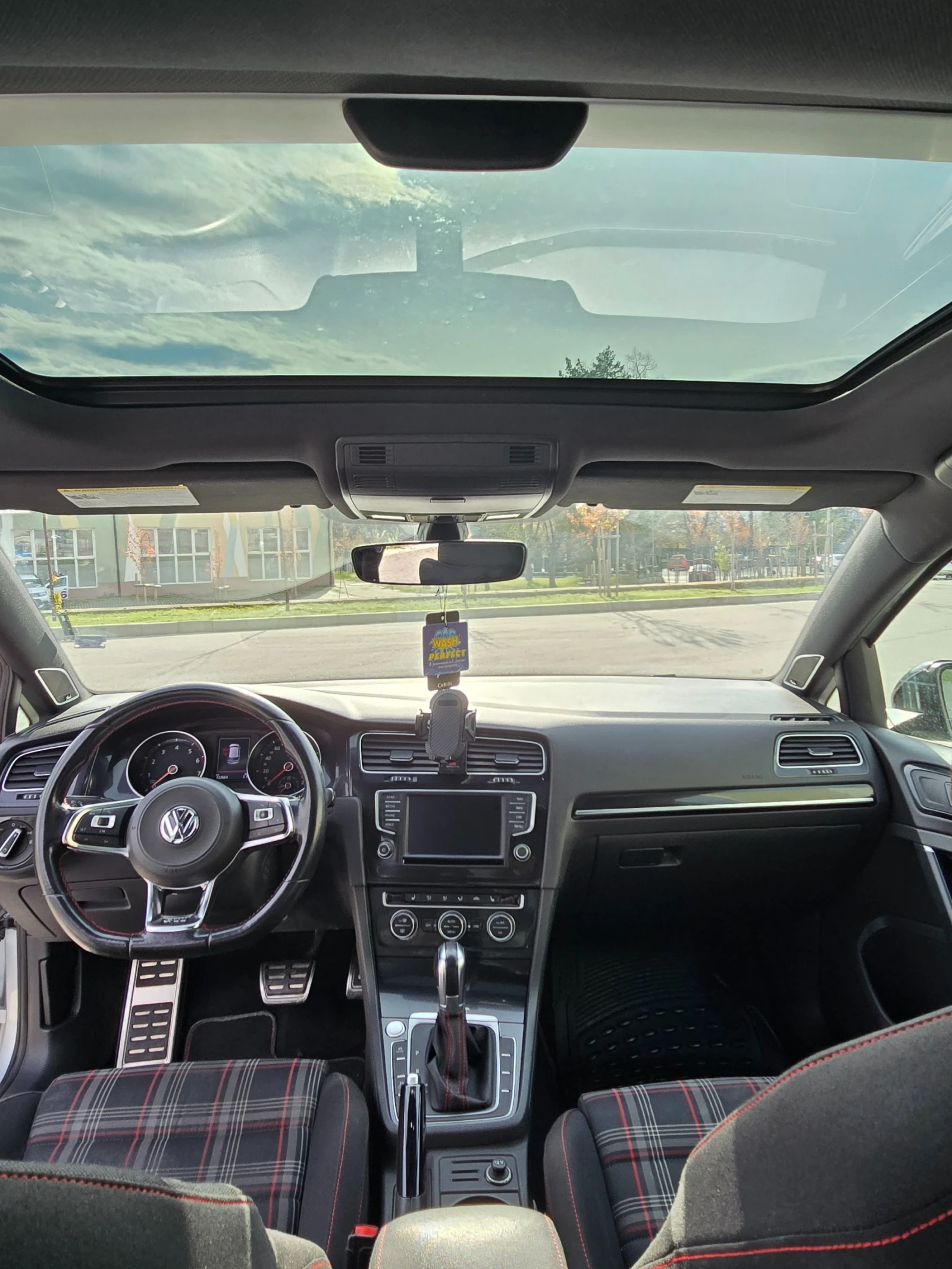 VW Golf VII GTI, снимка 11 - Автомобили и джипове - 53878268