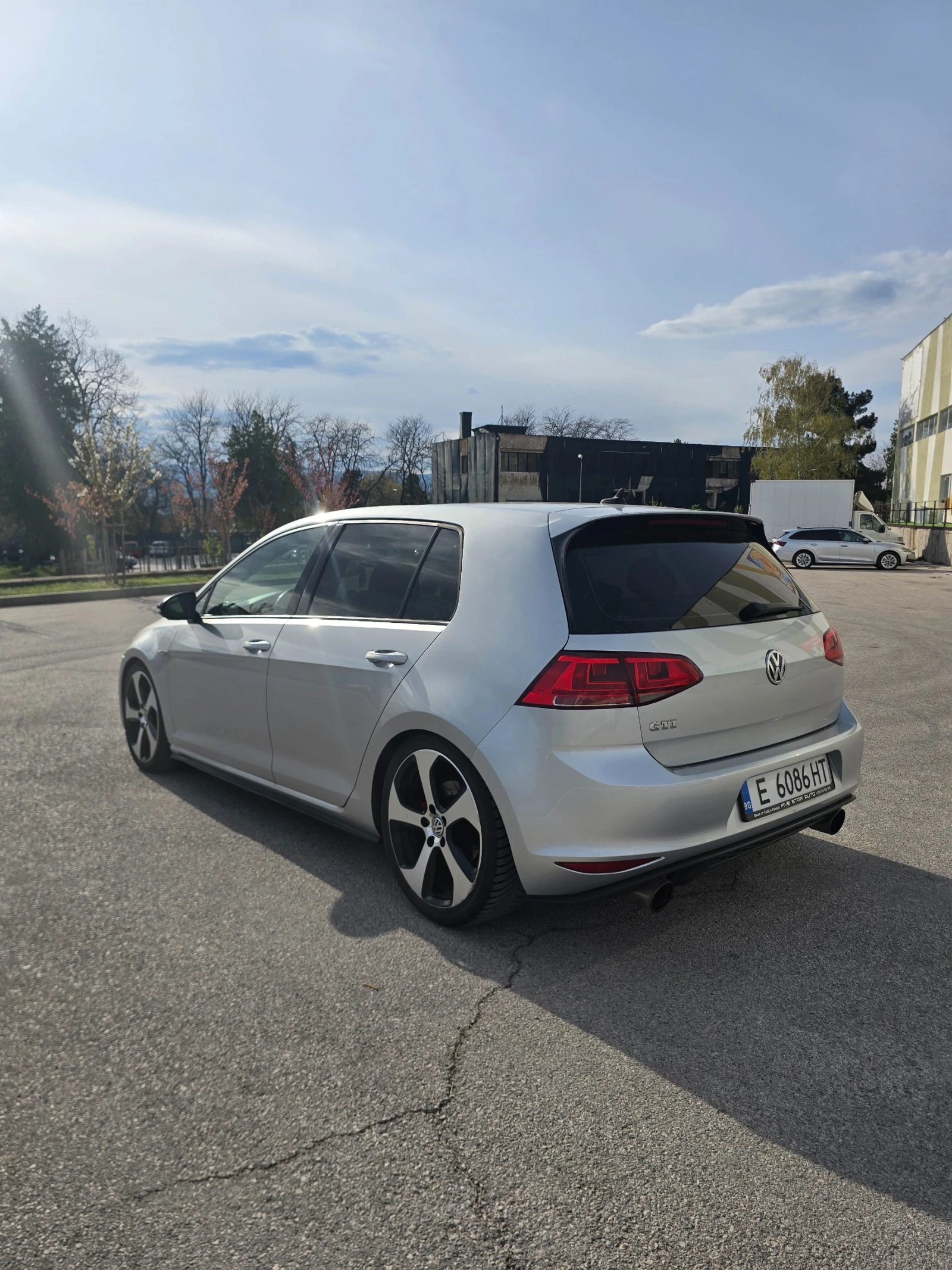 VW Golf VII GTI, снимка 5 - Автомобили и джипове - 53878268