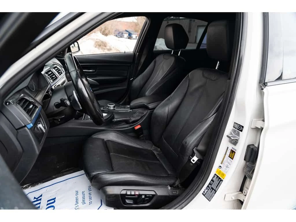 BMW 335 * 335i xDrive * CARFAX * ЦЕНА ДО БГ, снимка 16 - Автомобили и джипове - 54173179