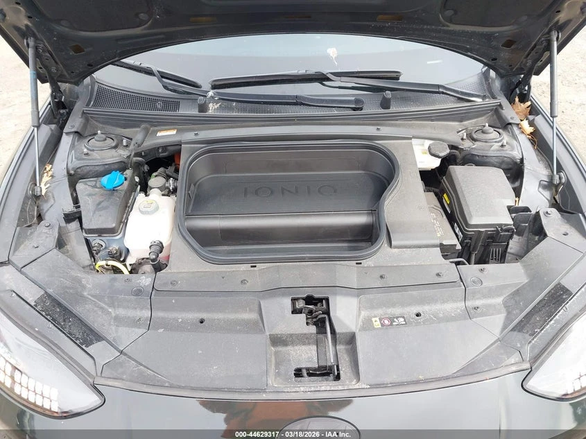 Hyundai Ioniq 6 Sel, снимка 10 - Автомобили и джипове - 54435730
