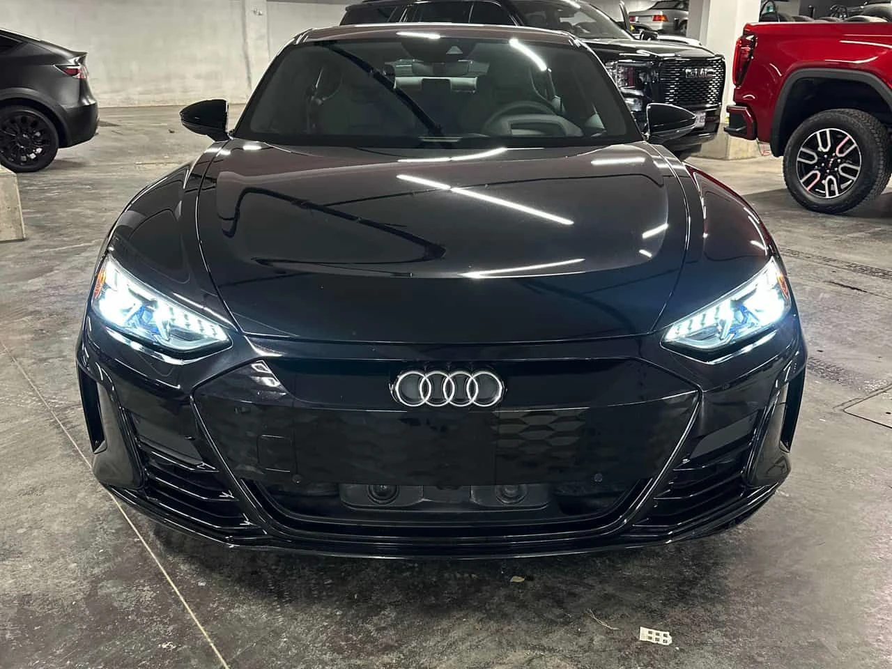 Audi E-Tron GT quattro/BANG & OLUFSEN/ПАНОРАМА, снимка 2 - Автомобили и джипове - 54460012