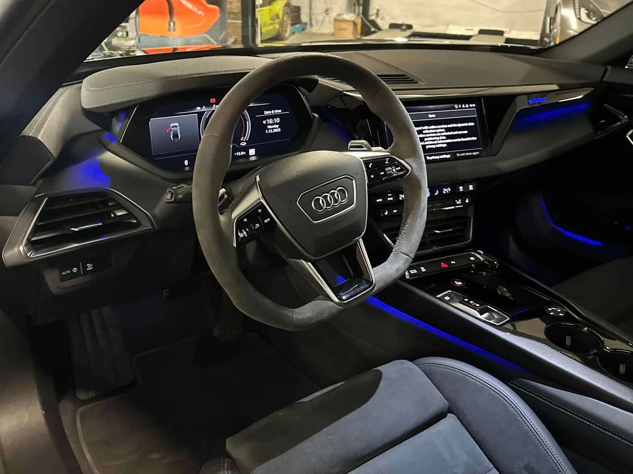 Audi E-Tron GT quattro/BANG & OLUFSEN/ПАНОРАМА, снимка 7 - Автомобили и джипове - 54460012