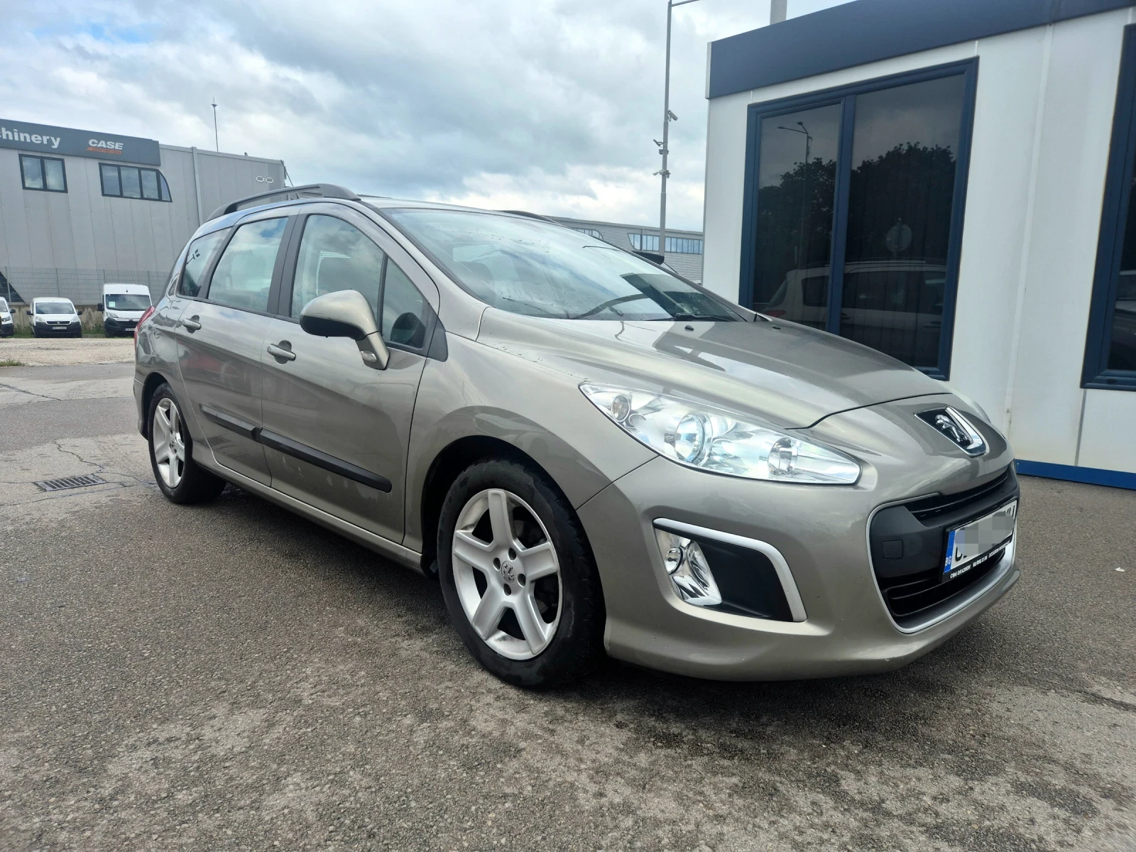 Peugeot 308 SW ACCESS 1.6 e-HDI/112 BM6 STT E5, снимка 4 - Автомобили и джипове - 54649301