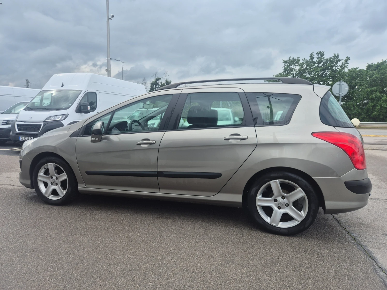 Peugeot 308 SW ACCESS 1.6 e-HDI/112 BM6 STT E5, снимка 2 - Автомобили и джипове - 54649301