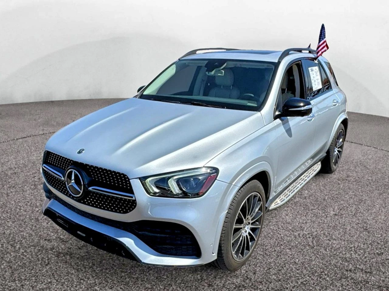 Mercedes-Benz GLE 450 * AMG* NIGHT* PREMIUM* ОБДУХВАНЕ* BURMERSTER* БЕЗ , снимка 3 - Автомобили и джипове - 54681945