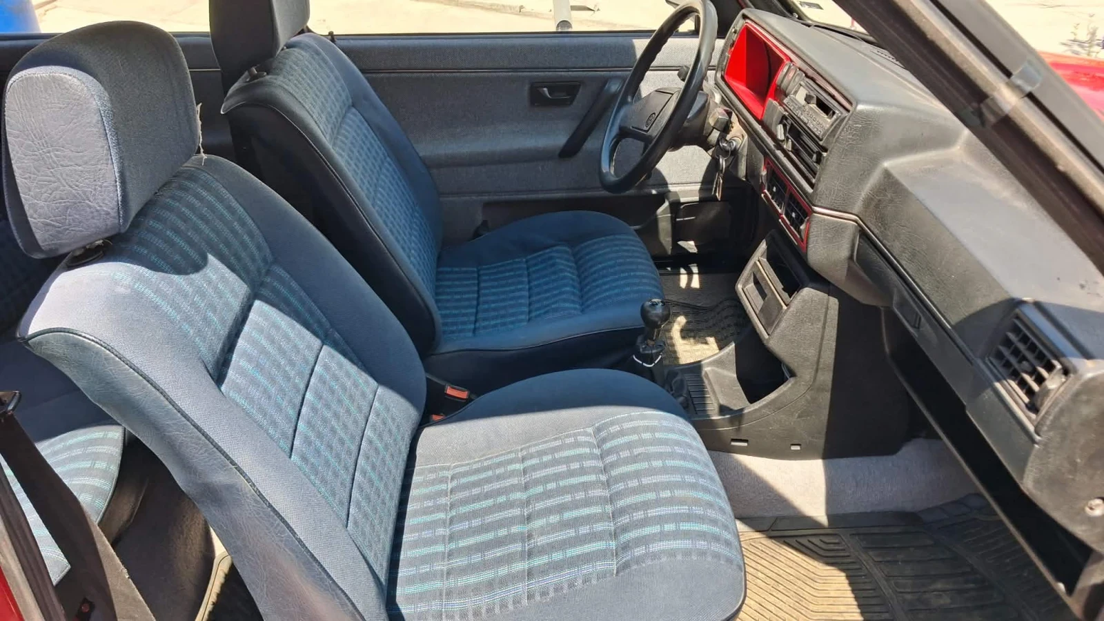 VW Golf, снимка 5 - Автомобили и джипове - 54988986
