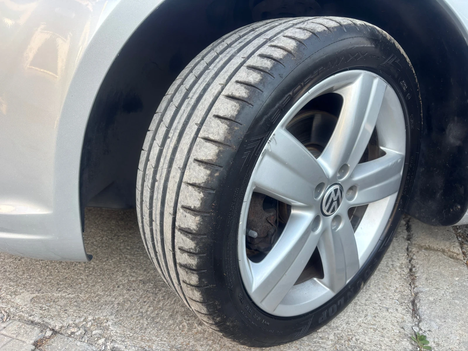 VW Touran 2.0TDI  Common rail 7 места, снимка 12 - Автомобили и джипове - 55003873