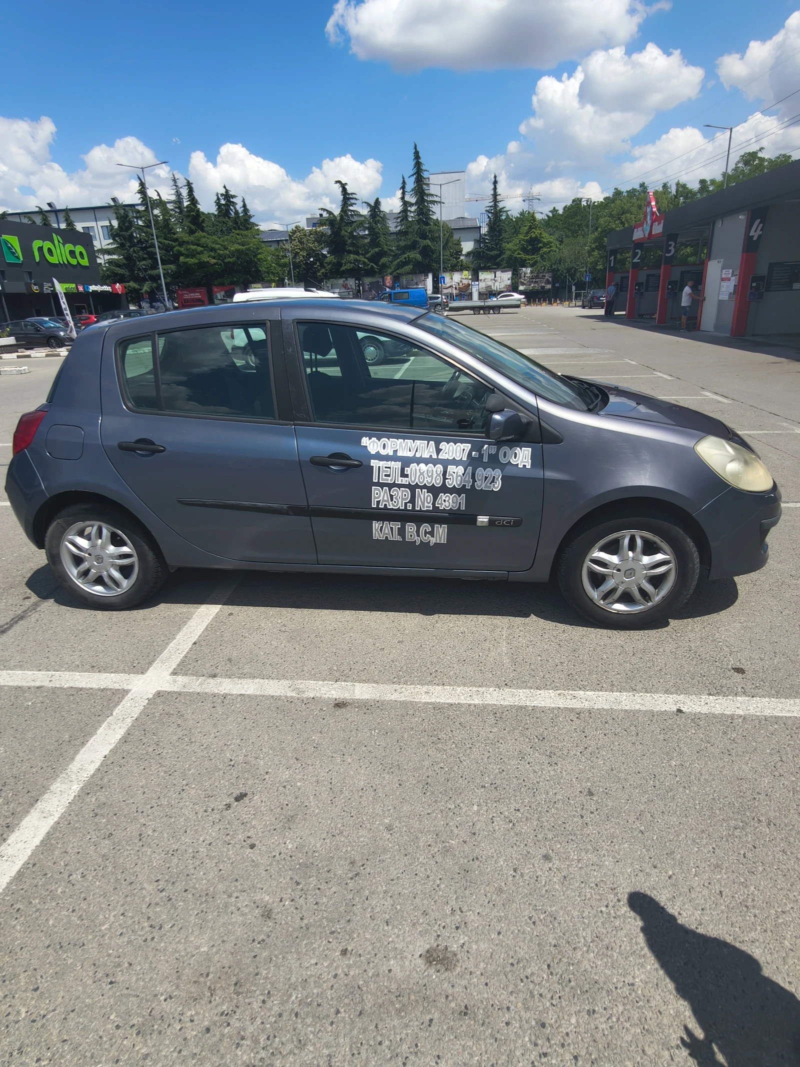 Renault Clio, снимка 3 - Автомобили и джипове - 55175868