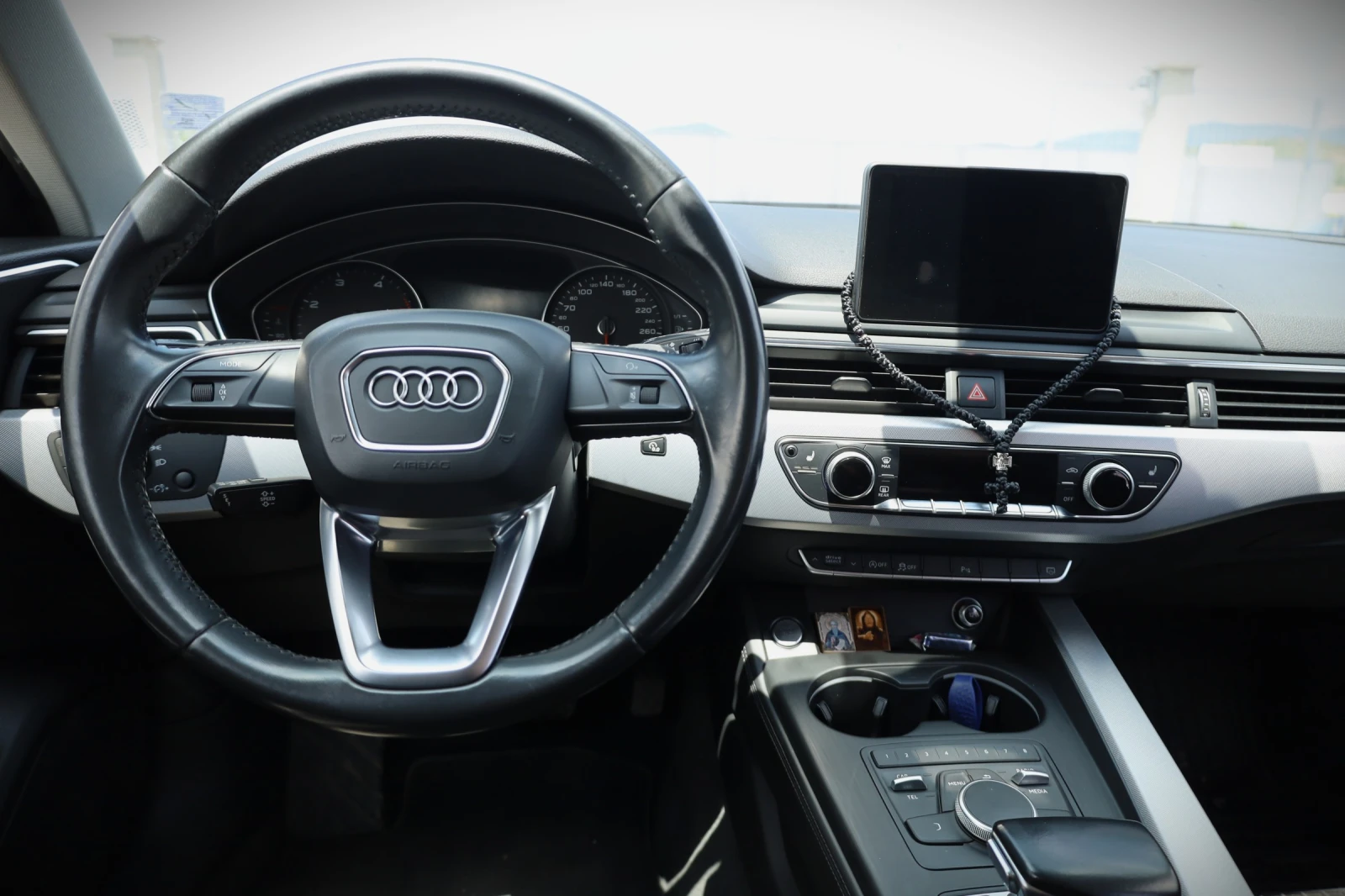 Audi A4 Avant, снимка 11 - Автомобили и джипове - 55175932