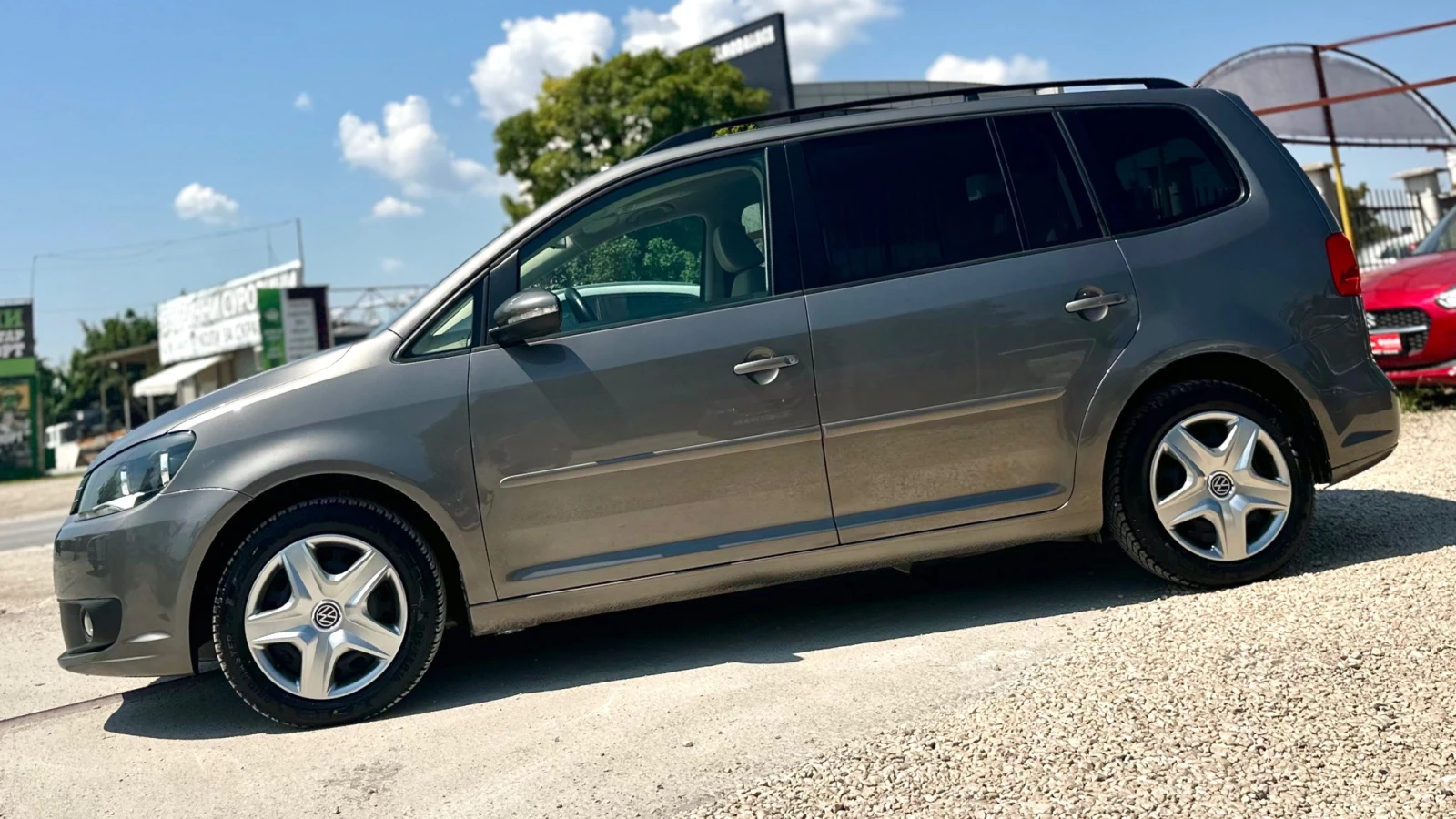 VW Touran 1.6TDI 105HP 6+ 1 | Mobile.bg � ����������� 4