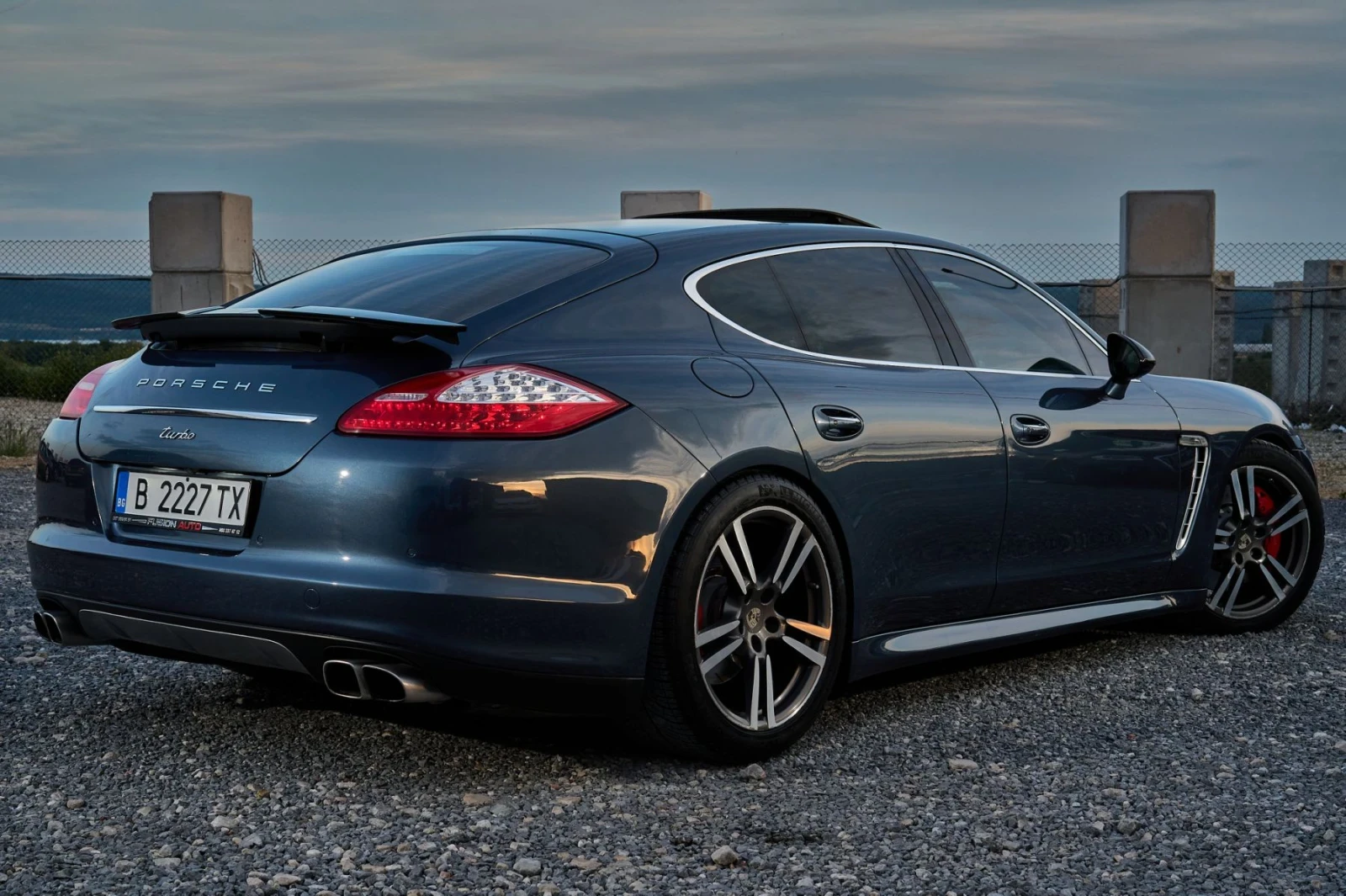Porsche Panamera GTS TURBO , снимка 6 - Автомобили и джипове - 55439960