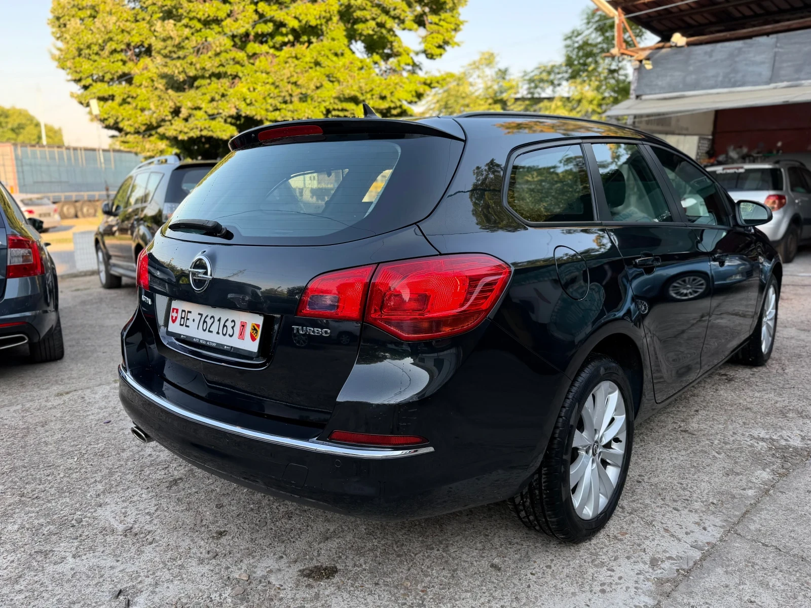 Opel Astra 1.4!!ШВЕЙЦАРИЯ!!УНИКАТ!!ТОП СЪСТОЯНИЕ, снимка 5 - Автомобили и джипове - 55537472