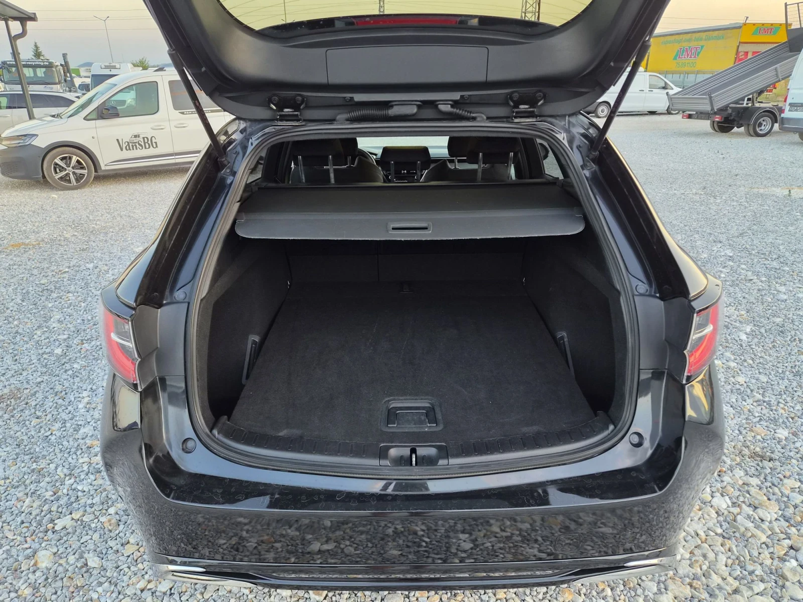 Suzuki Swace 1.8 * Hybrid * ��������� * ���� | Mobile.bg � ����������� 14
