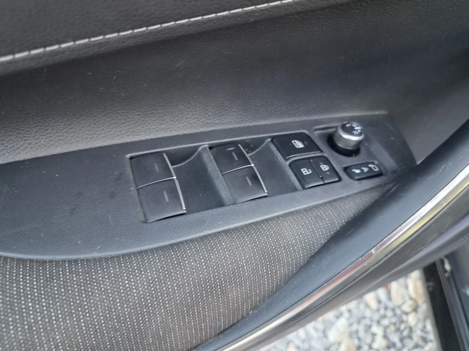 Suzuki Swace 1.8 * Hybrid * ��������� * ���� | Mobile.bg � ����������� 12