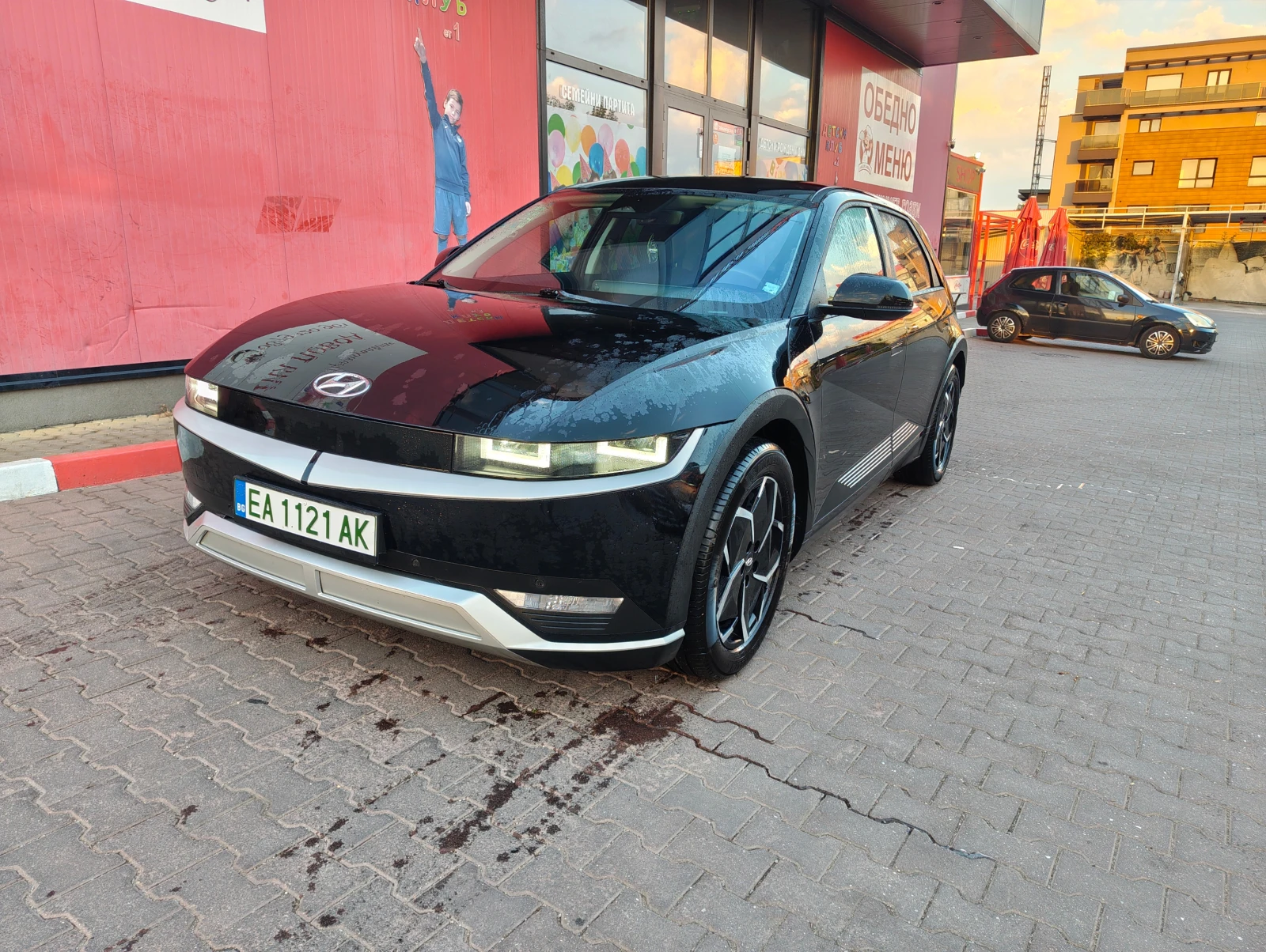 Hyundai Ioniq 5 77.7KWh* V2L* PREMIUM LINE* LED* Термопомпа
