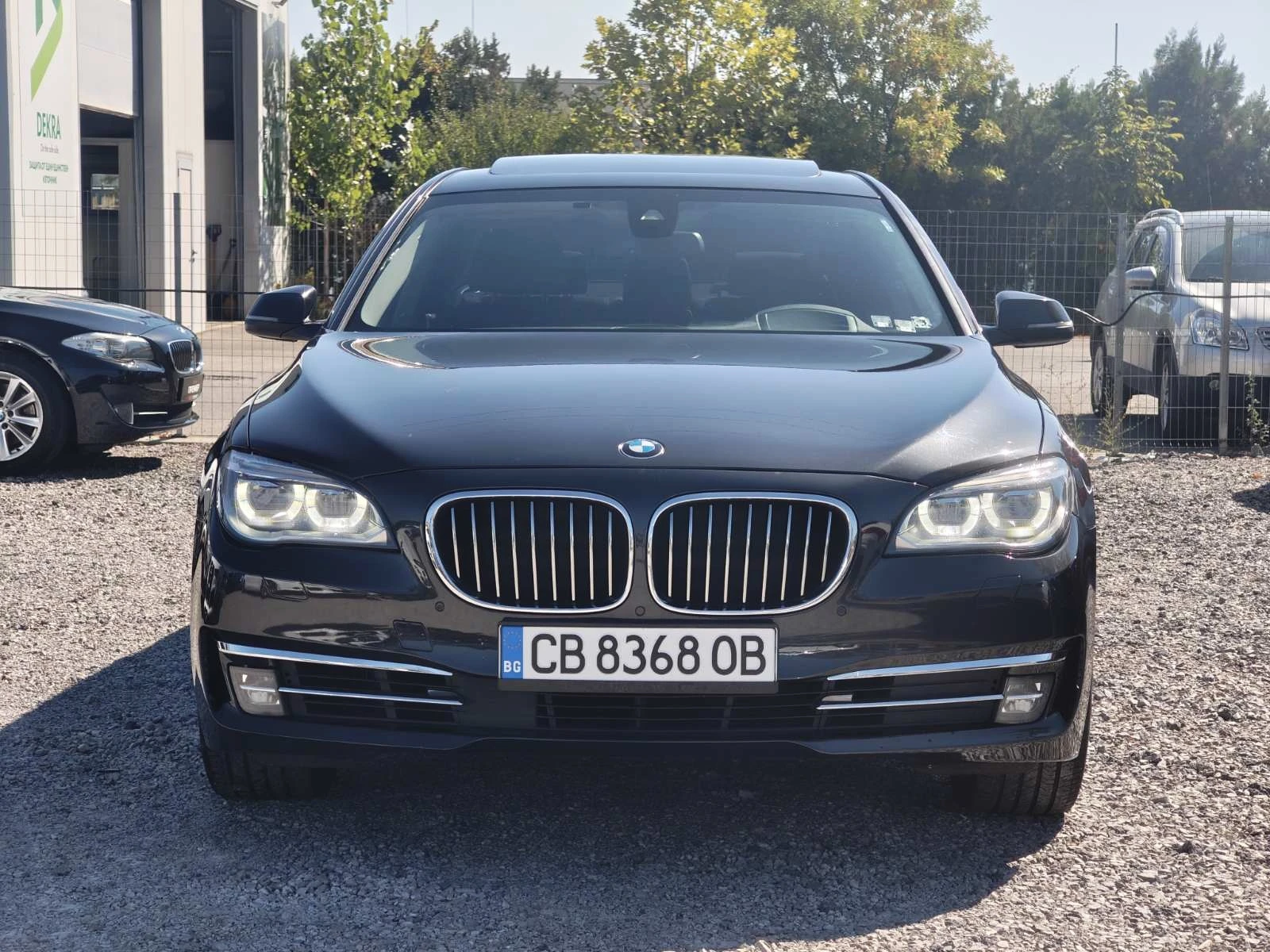 BMW 740 d-xDrive-Lane Assist-HeadUp-РЕГИСТРИРАНА, снимка 2 - Автомобили и джипове - 55988690