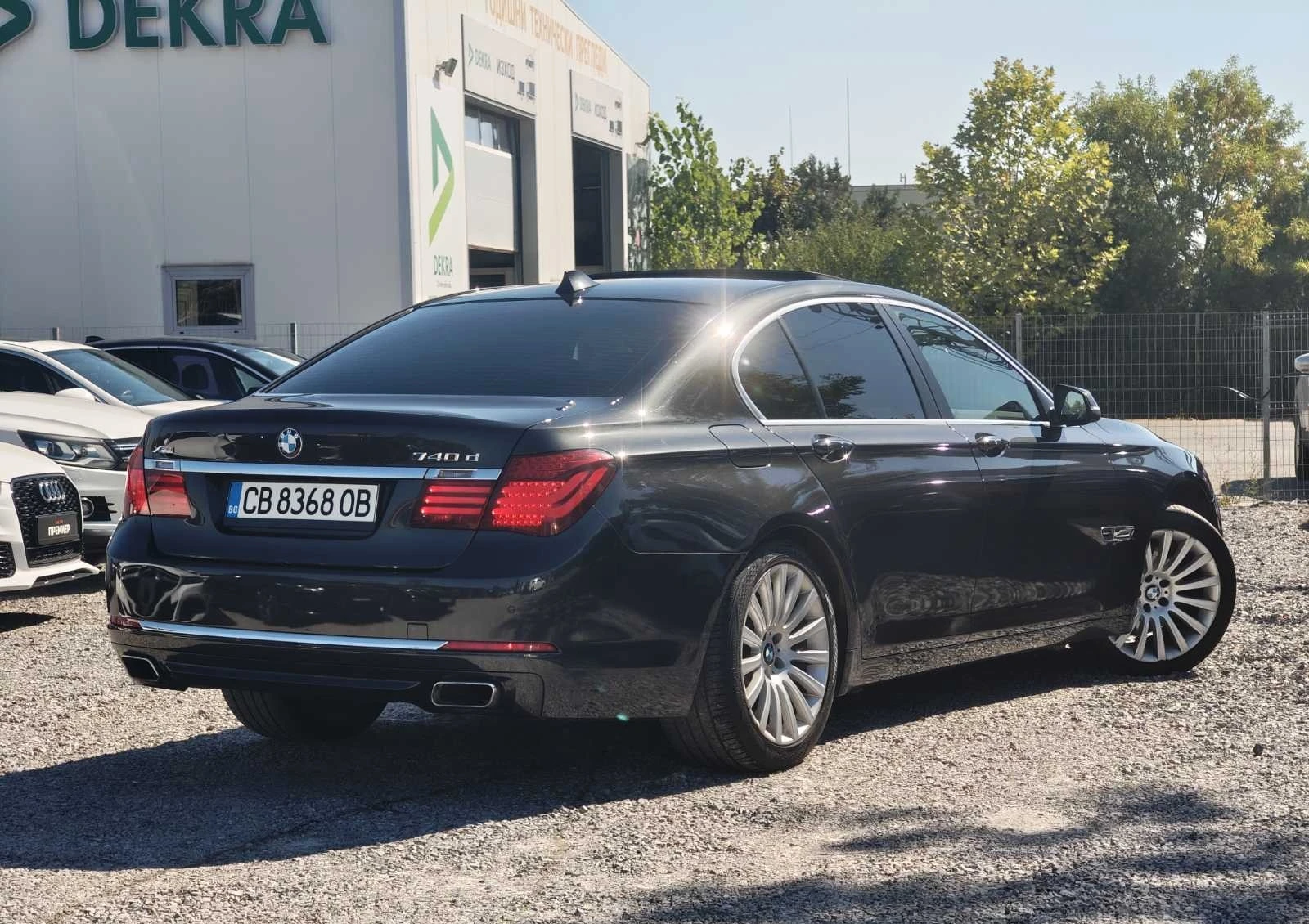 BMW 740 d-xDrive-Lane Assist-HeadUp-РЕГИСТРИРАНА, снимка 4 - Автомобили и джипове - 55988690
