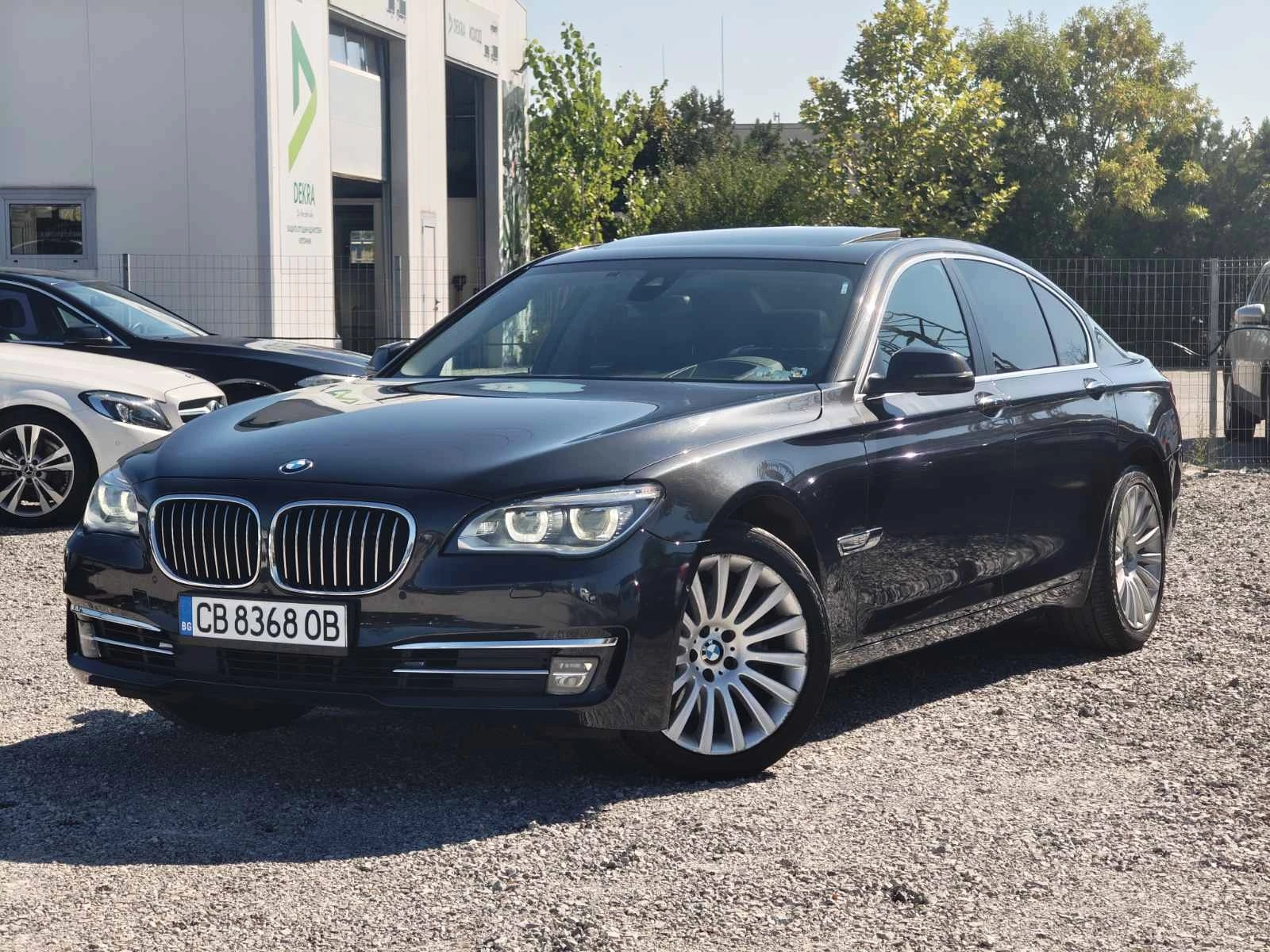 BMW 740 d-xDrive-Lane Assist-HeadUp-РЕГИСТРИРАНА