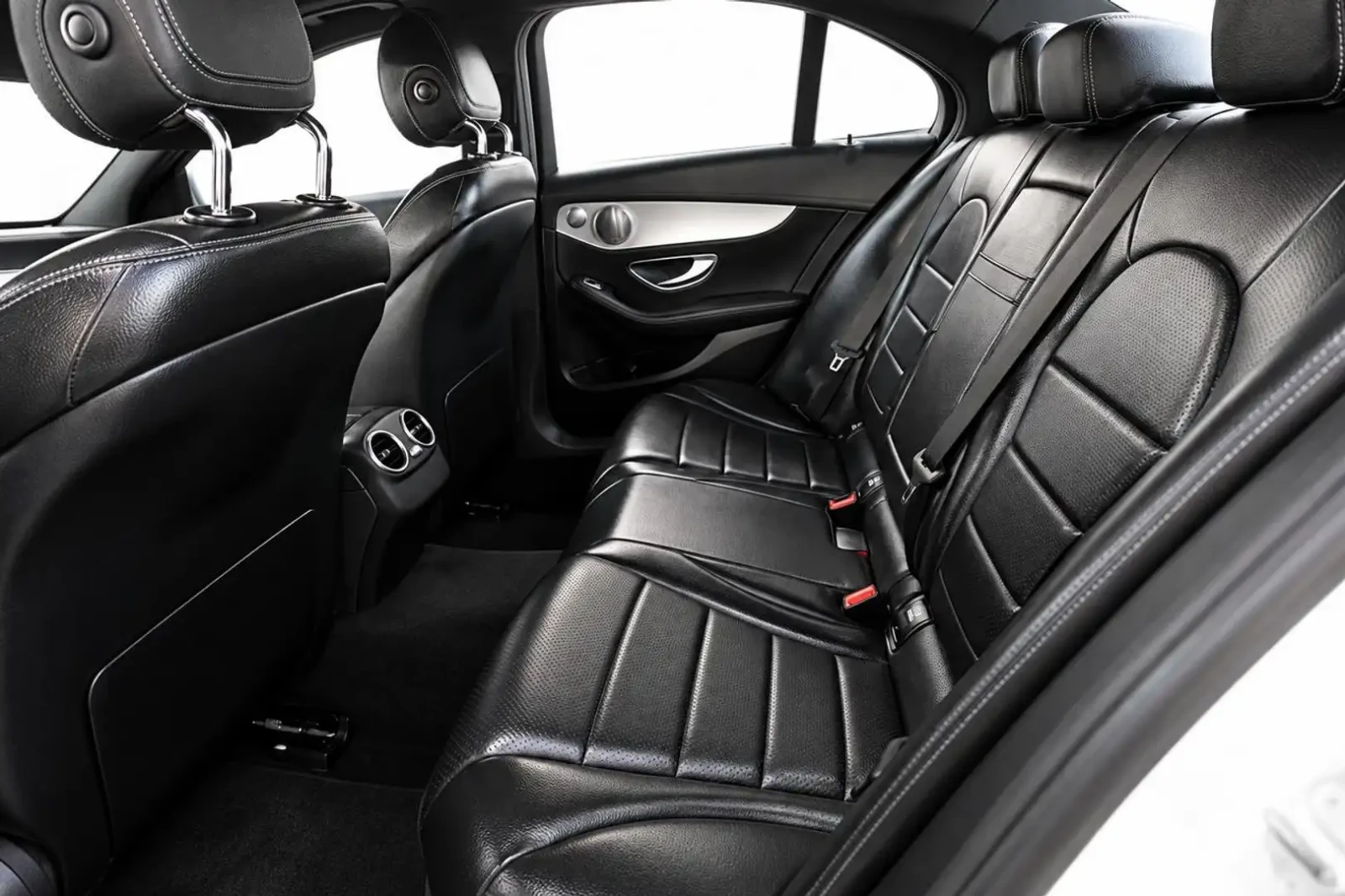 Mercedes-Benz C 300 AMG LINE/360/BURMESTER/MULTIBEAM/������/ | Mobile.bg � ����������� 17