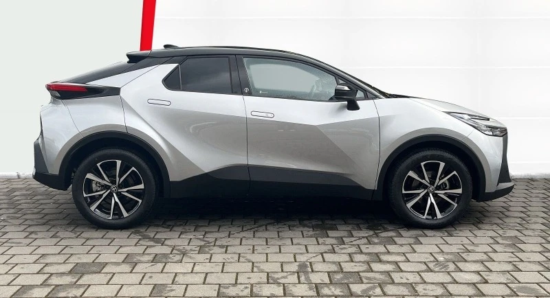 Toyota C-HR 2.0* HYBRID* TEAM DEUTSCHLAND* NAVI* CARPLAY* CAM*, снимка 2 - Автомобили и джипове - 45447437