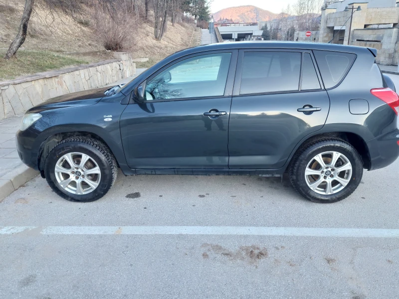 Toyota Rav4, снимка 2 - Автомобили и джипове - 49048615